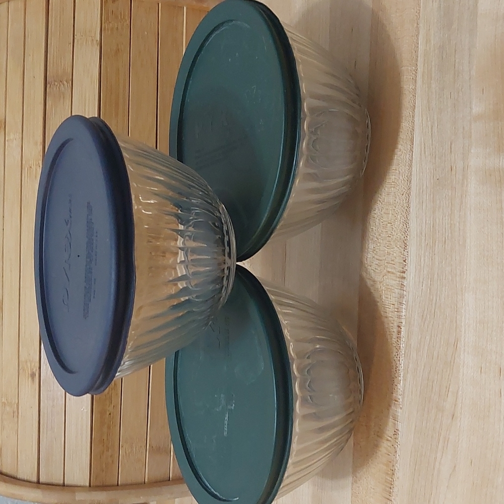 Vintage Pyrex 7401 Ribbed Bowls
